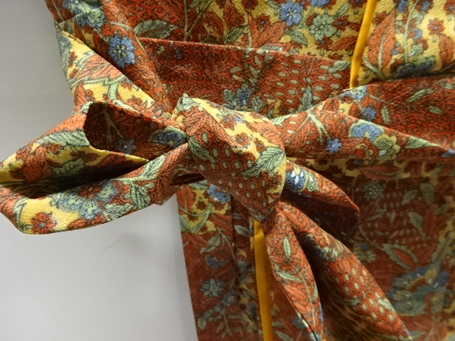  花更紗模様二部式小紋着物